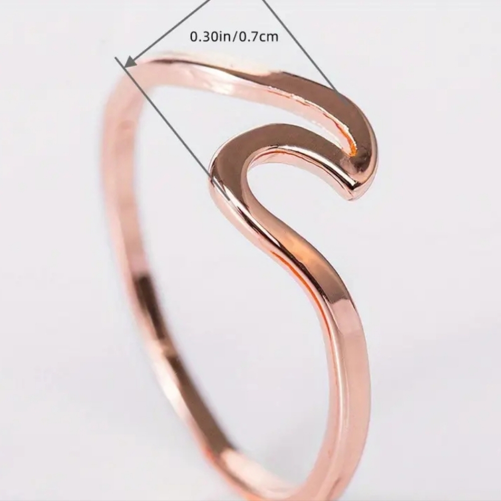 Elegant Rose Gold Wave Ring Size 7 Hot Topic‎